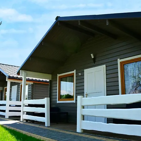 ロッジ Wakacyjny Raj ミエレンコ