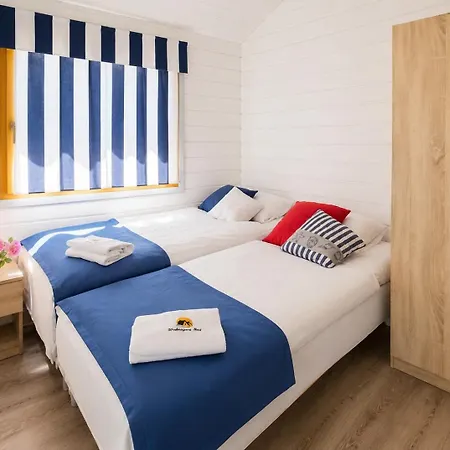 Wakacyjny Raj Lodge *