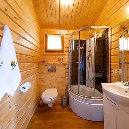 Wakacyjny Raj Lodge *