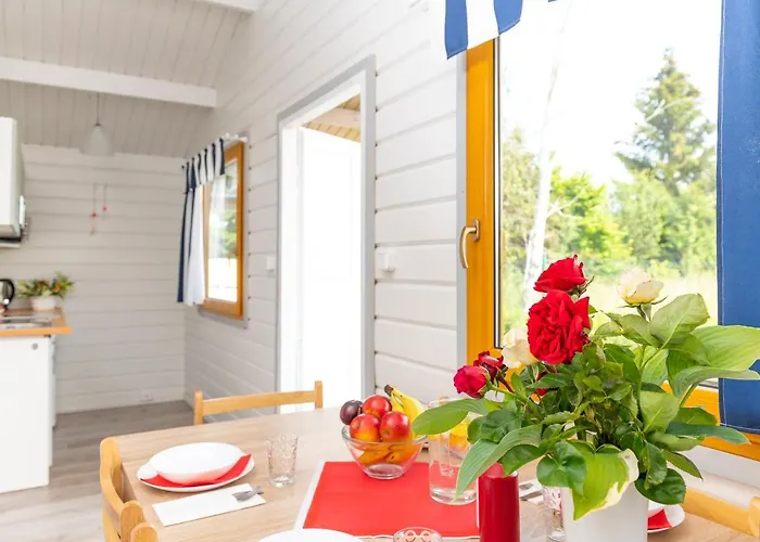 Wakacyjny Raj Lodge *